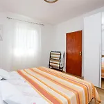 With Parking Space Stupin Celine, - 23812 * Rogoznica (Sibenik-Knin)
