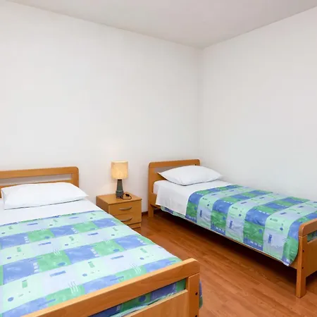 With Parking Space Stupin Celine, - 23812 * Rogoznica (Sibenik-Knin)