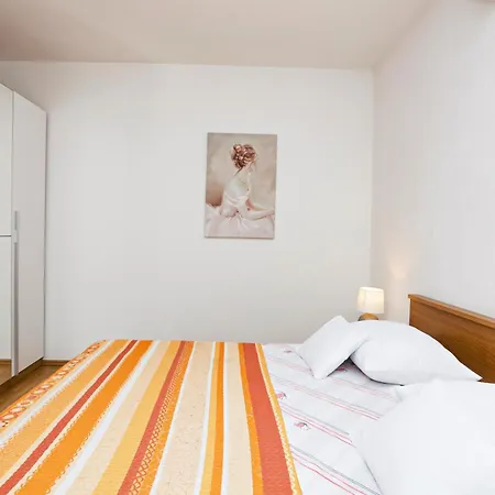 Apartment With Parking Space Stupin Celine, - 23812 Rogoznica (Sibenik-Knin)