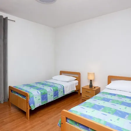 With Parking Space Stupin Celine, - 23812 *