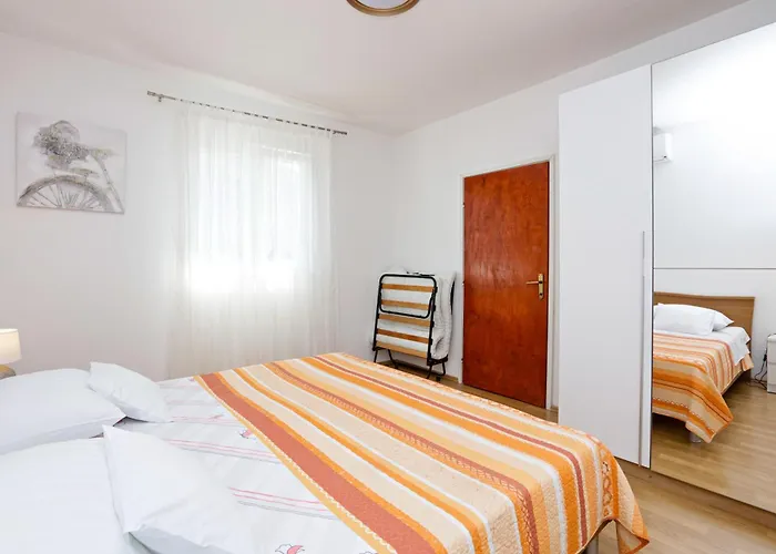 With Parking Space Stupin Celine, - 23812 * Rogoznica (Sibenik-Knin)