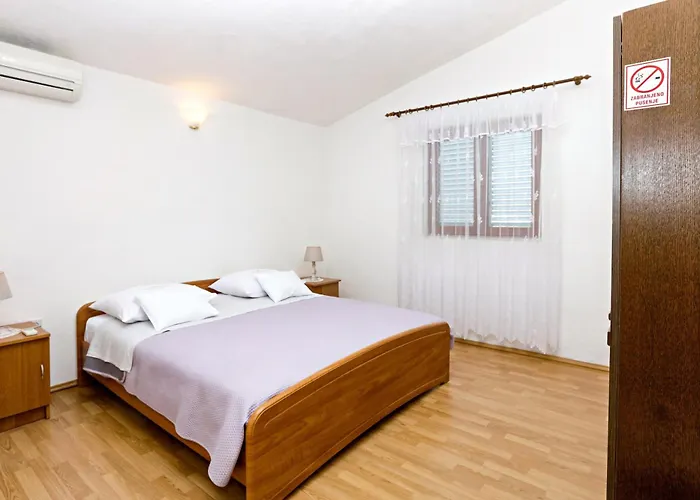 Daire With Parking Space Stupin Celine, - 23812 *