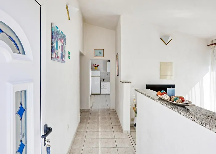 With Parking Space Stupin Celine, - 23812 Daire