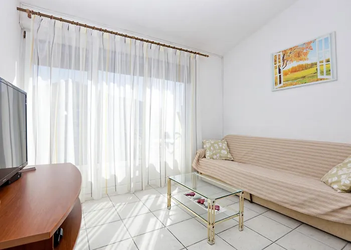 With Parking Space Stupin Celine, - 23812 Daire